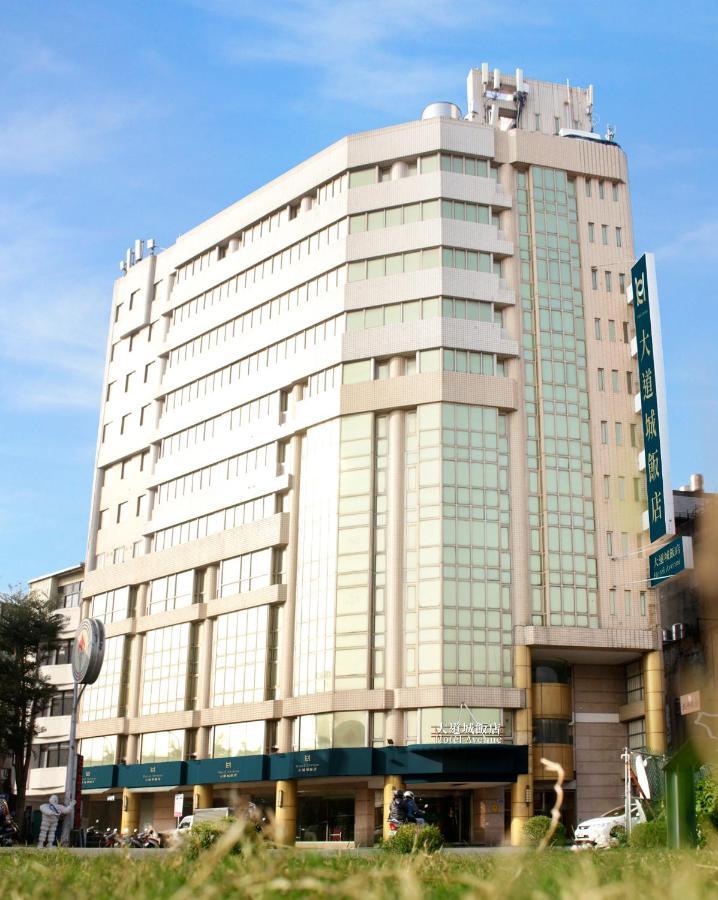 Hotel Avenue Хсинчу Сити Екстериор снимка
