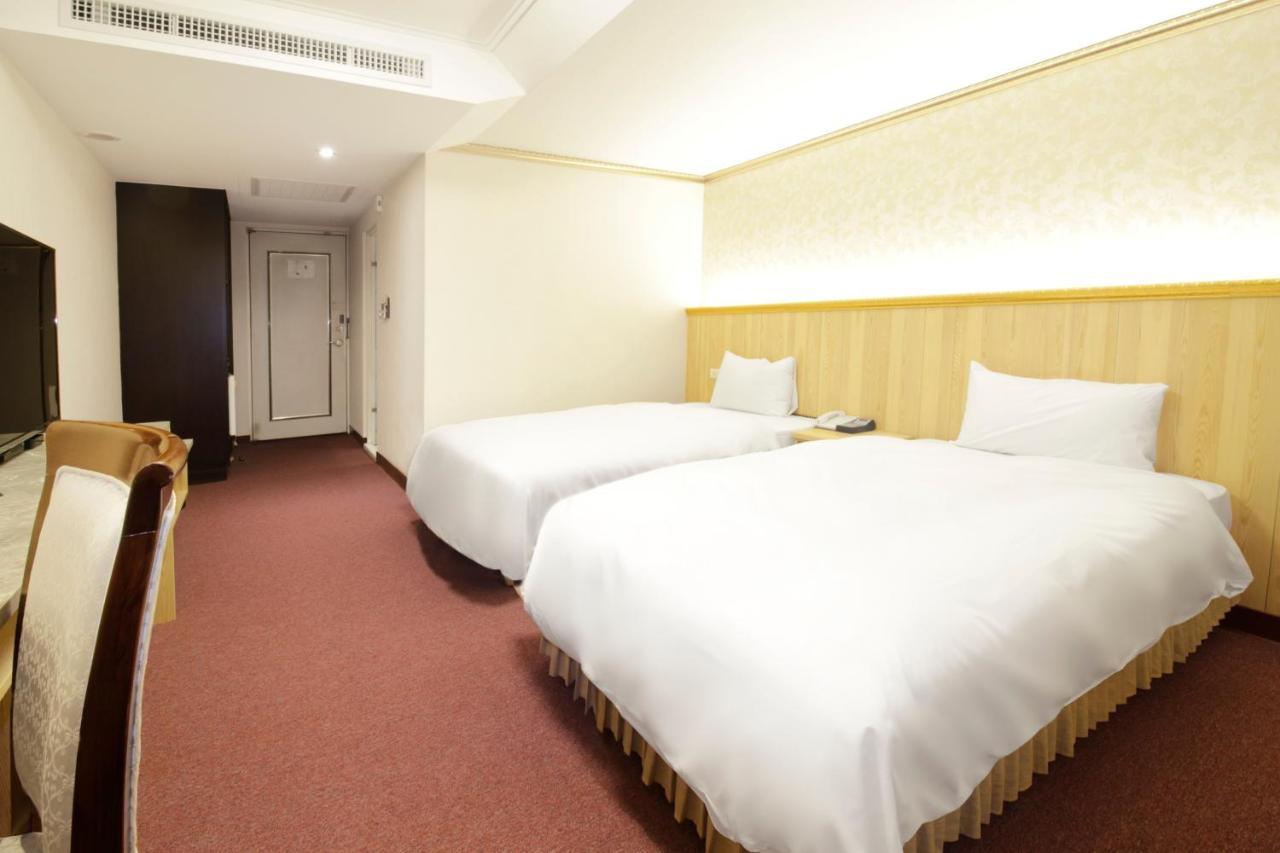 Hotel Avenue Хсинчу Сити Екстериор снимка