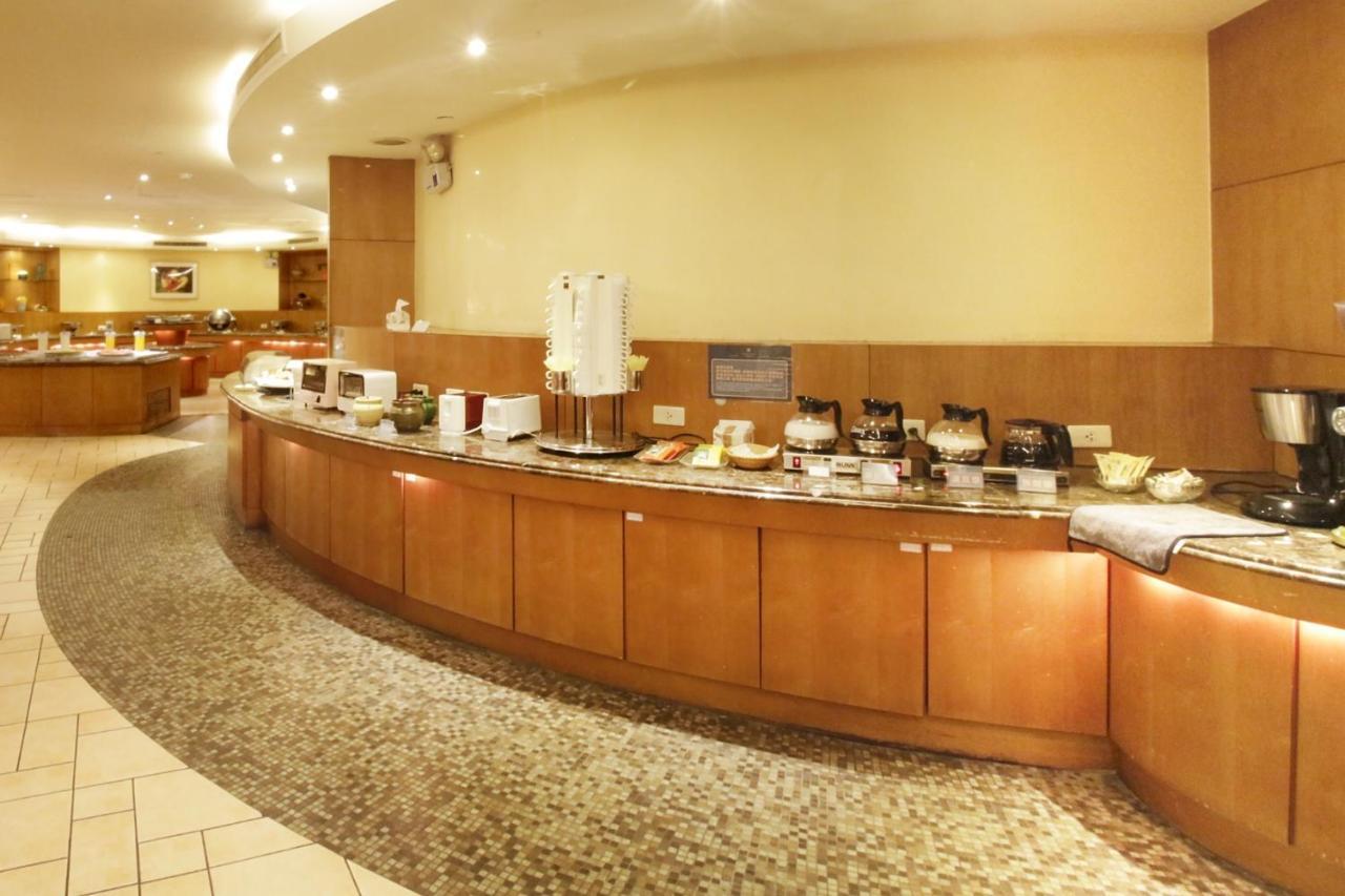 Hotel Avenue Хсинчу Сити Екстериор снимка