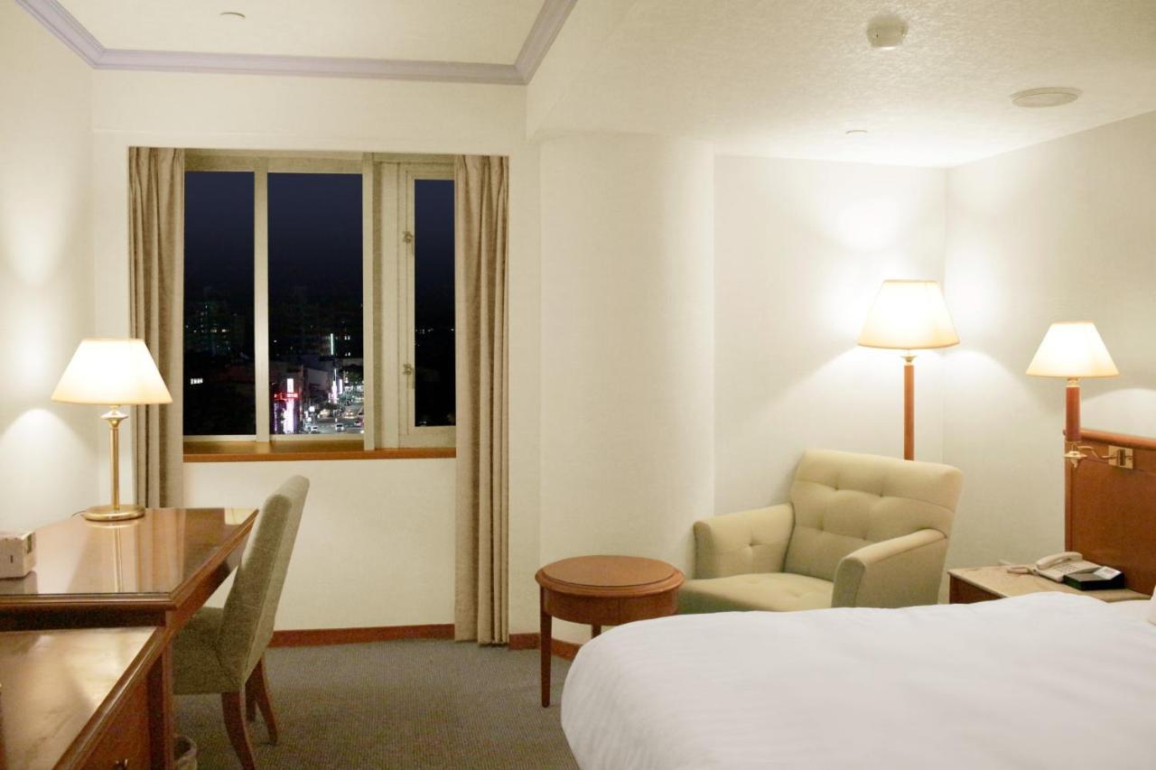 Hotel Avenue Хсинчу Сити Екстериор снимка