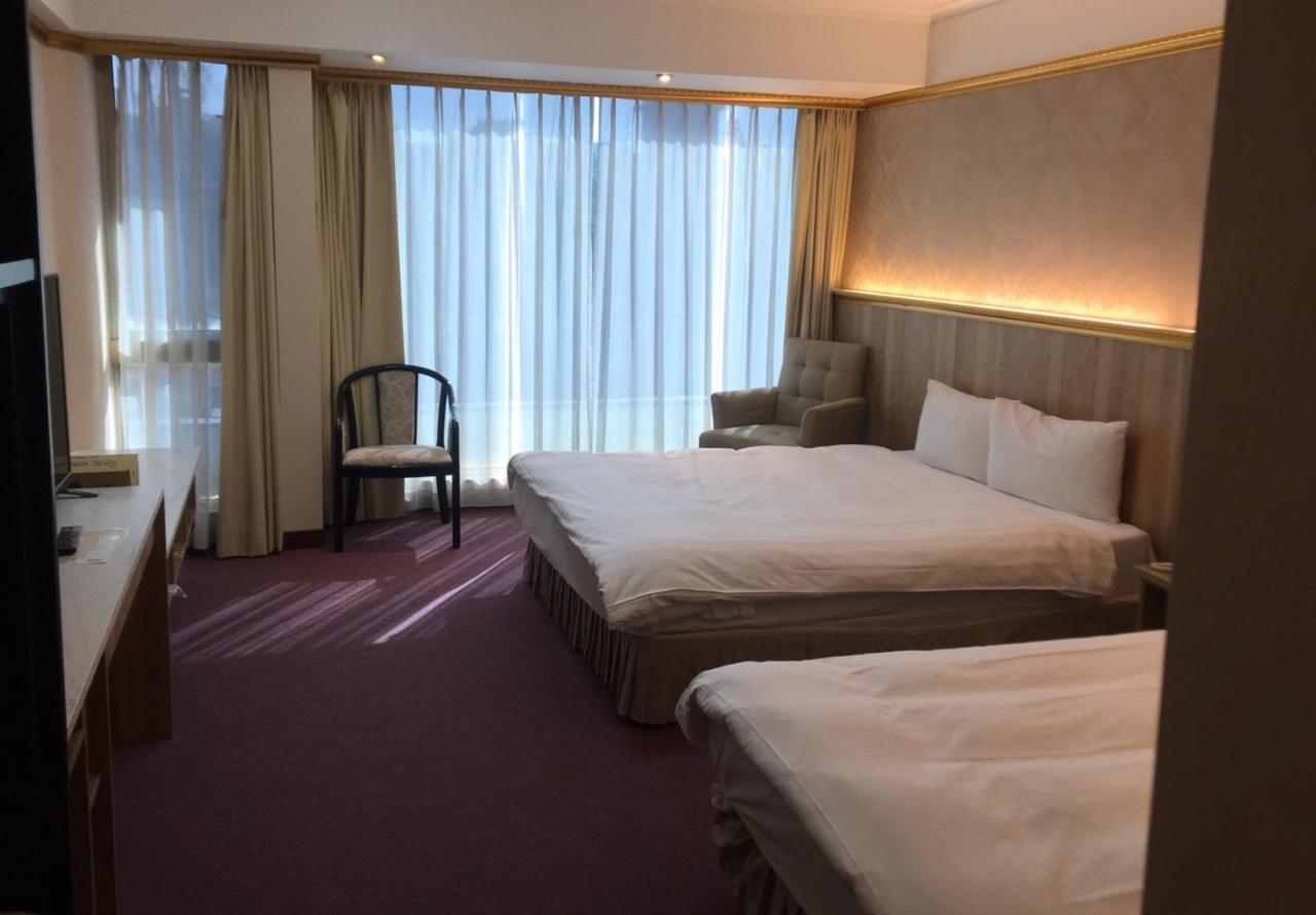 Hotel Avenue Хсинчу Сити Екстериор снимка