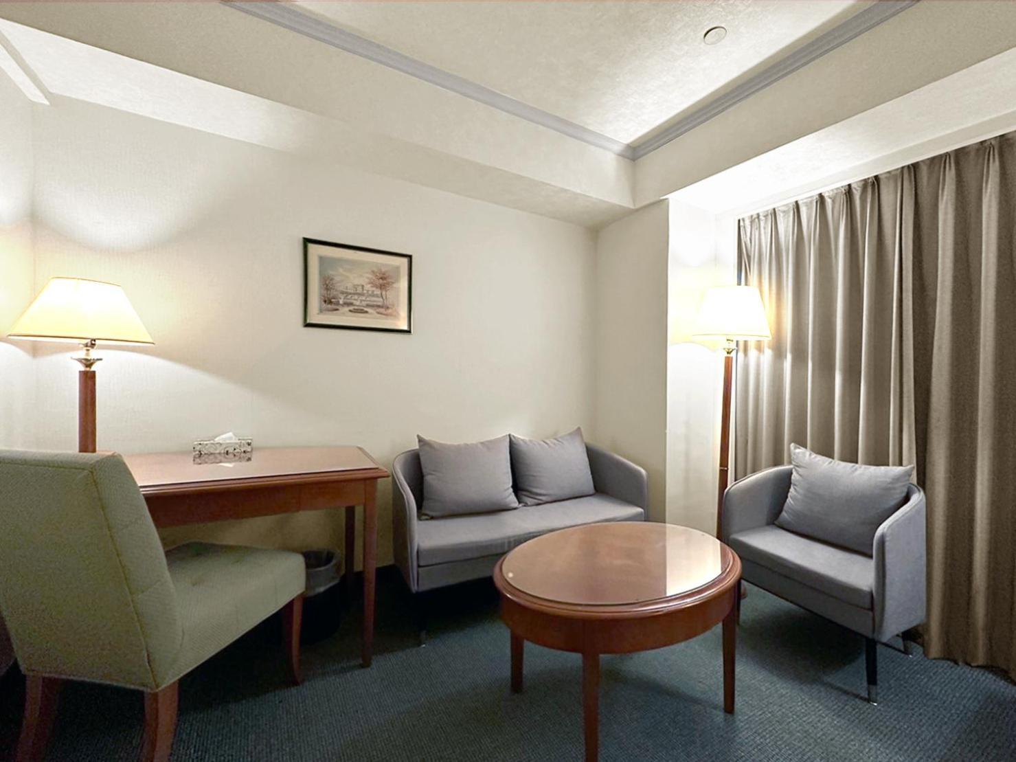 Hotel Avenue Хсинчу Сити Екстериор снимка