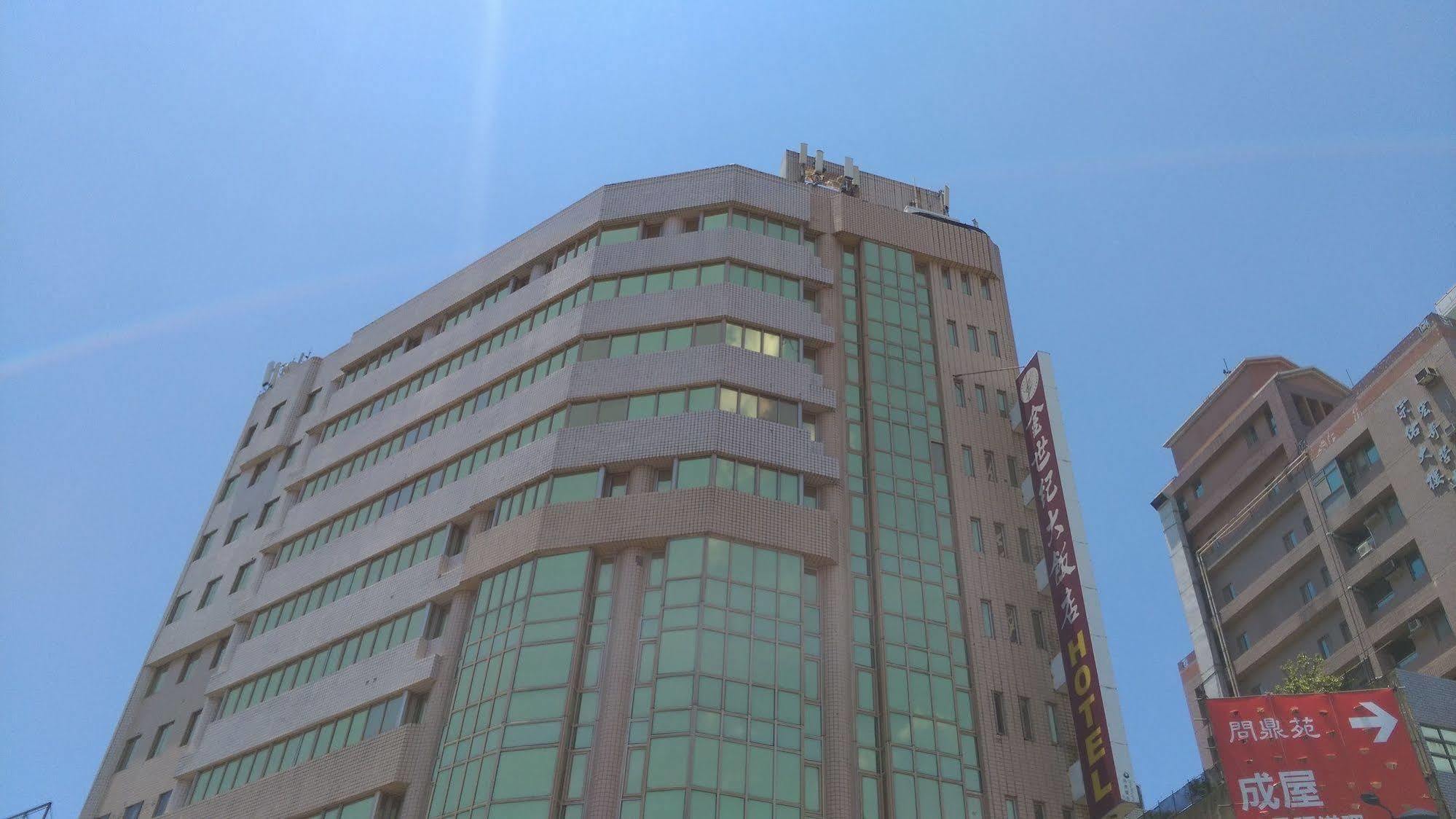 Hotel Avenue Хсинчу Сити Екстериор снимка